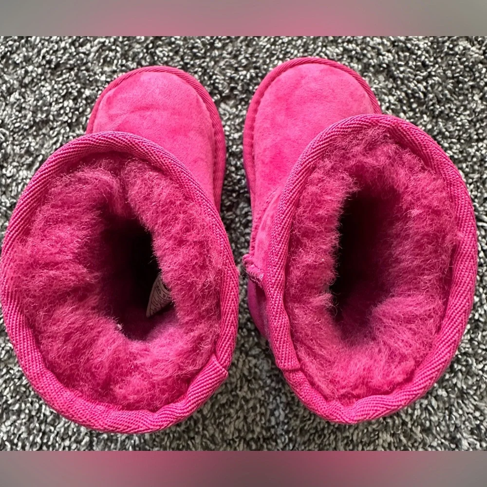 Like Brand New UGG Classic Pink Boot Toddler Size 6